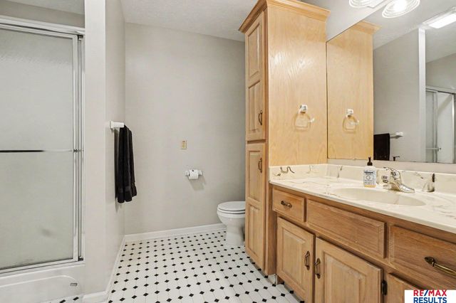 503 W Centennial Drive, Papillion, NE 68046