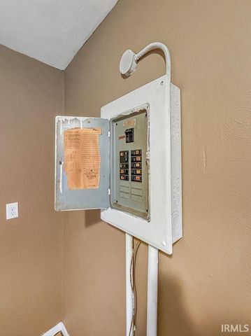 820 E Lewis Street, Fort Wayne, IN 46803