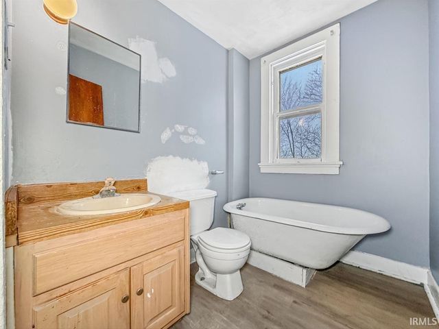 820 E Lewis Street, Fort Wayne, IN 46803