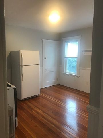 1 Hathorne Crescent 1, Salem, MA 01970