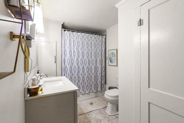 107 Vallery Street, Thibodaux, LA 70301