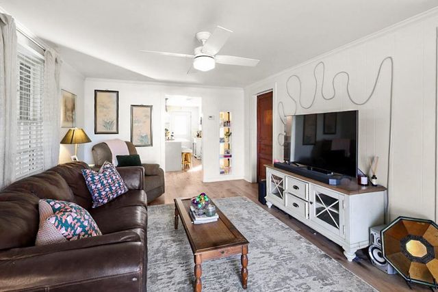 107 Vallery Street, Thibodaux, LA 70301