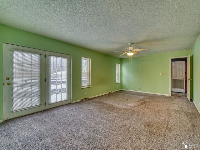 15601 Bak Road, Van Buren Twp, MI 48111