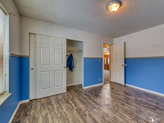 15601 Bak Road, Van Buren Twp, MI 48111