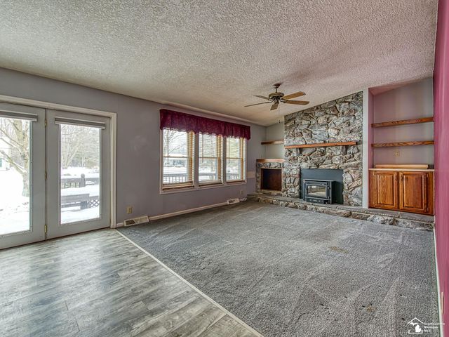 15601 Bak Road, Van Buren Twp, MI 48111