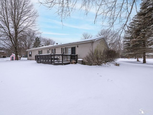 15601 Bak Road, Van Buren Twp, MI 48111