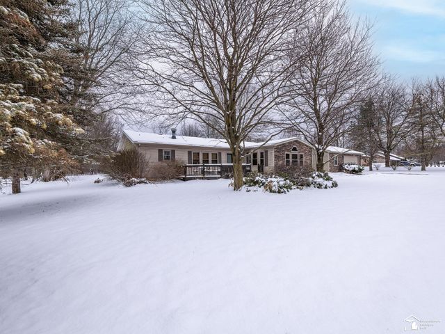 15601 Bak Road, Van Buren Twp, MI 48111