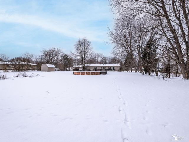 15601 Bak Road, Van Buren Twp, MI 48111