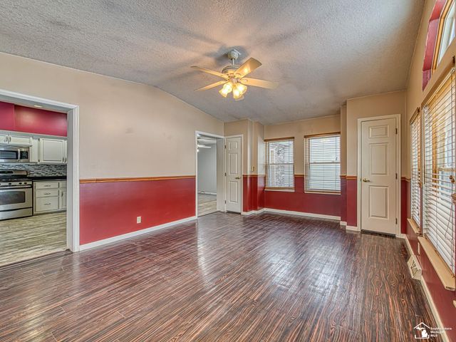 15601 Bak Road, Van Buren Twp, MI 48111