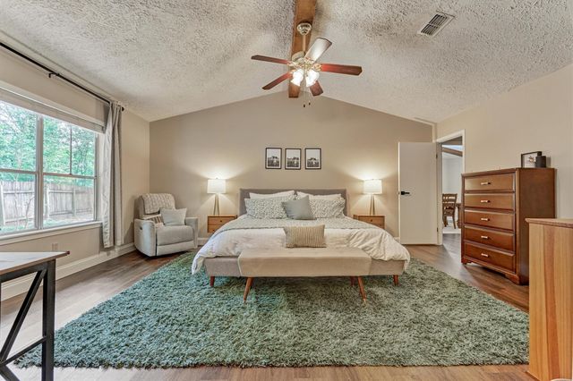 2615 Rosewood Place, The Woodlands, TX 77380
