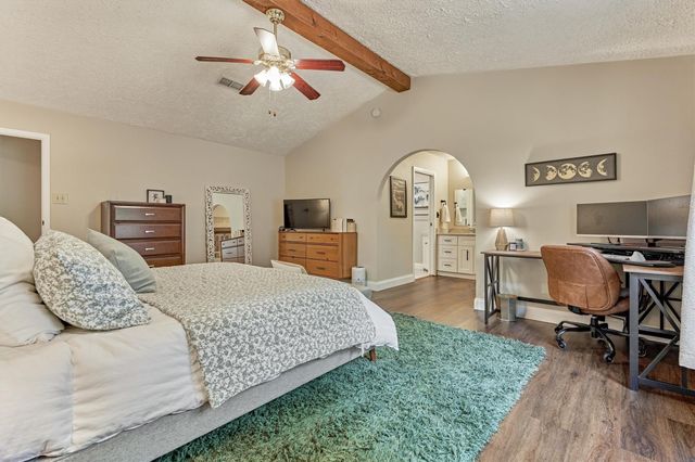 2615 Rosewood Place, The Woodlands, TX 77380