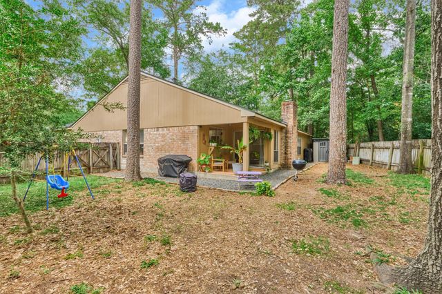2615 Rosewood Place, The Woodlands, TX 77380