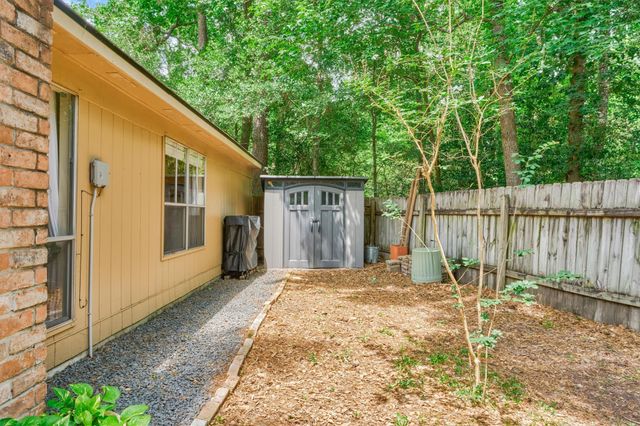 2615 Rosewood Place, The Woodlands, TX 77380