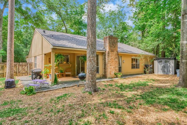 2615 Rosewood Place, The Woodlands, TX 77380
