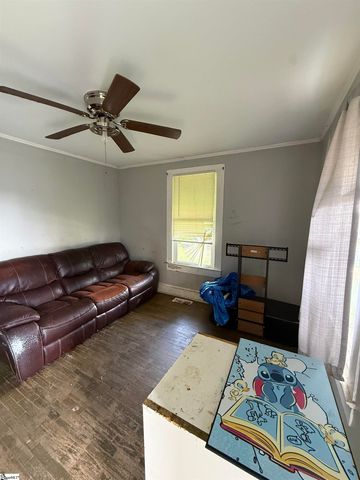 451 Longview Drive, Spartanburg, SC 29303