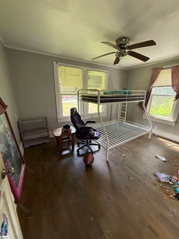 451 Longview Drive, Spartanburg, SC 29303