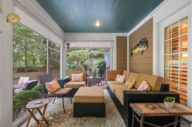 99 Hunters Oak Ct., Pawleys Island, SC 29585