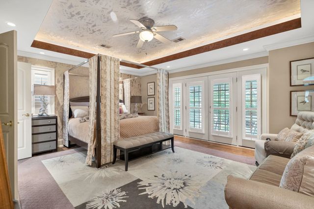 99 Hunters Oak Ct., Pawleys Island, SC 29585