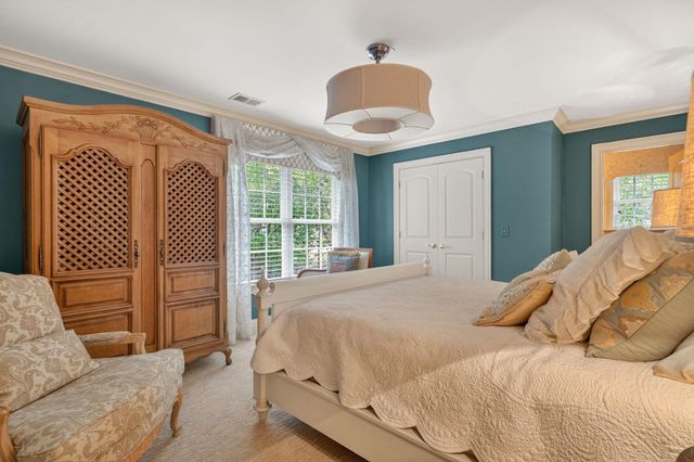 99 Hunters Oak Ct., Pawleys Island, SC 29585