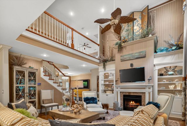99 Hunters Oak Ct., Pawleys Island, SC 29585