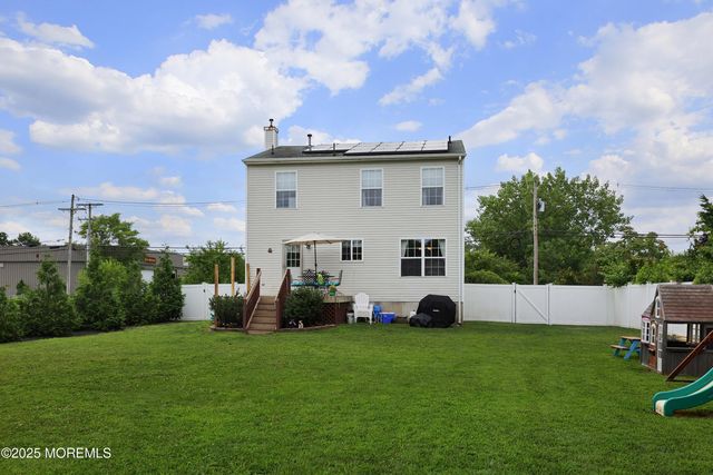42 W Highland Avenue, Atlantic Highlands, NJ 07716