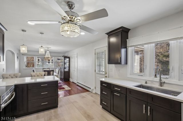 500 E Valley View Ave, Hackettstown Town, NJ 07840