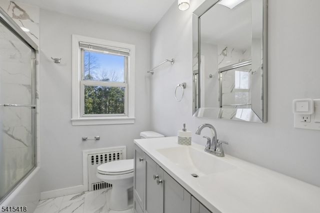 500 E Valley View Ave, Hackettstown Town, NJ 07840