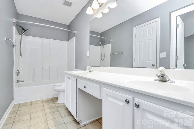 10739 Holly Ridge Boulevard, Charlotte, NC 28216