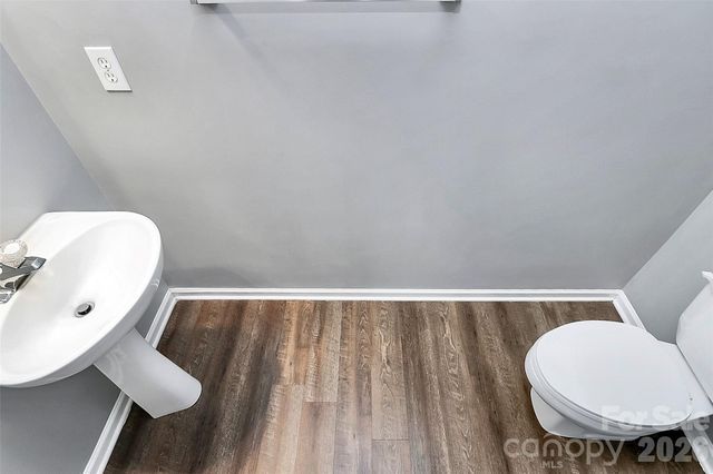 10739 Holly Ridge Boulevard, Charlotte, NC 28216