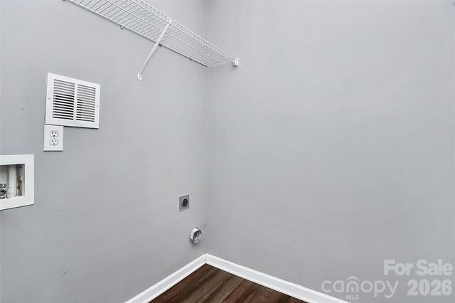 10739 Holly Ridge Boulevard, Charlotte, NC 28216