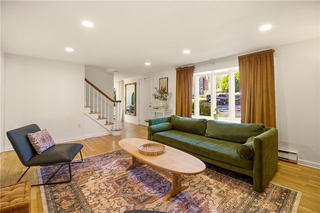 8 Monterey Drive, Bristol, RI 02809