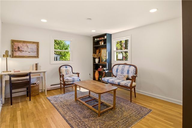 8 Monterey Drive, Bristol, RI 02809