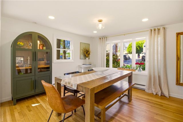 8 Monterey Drive, Bristol, RI 02809