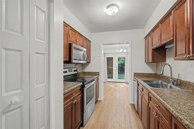 6350 Hawthorne Terrace, Peachtree Corners, GA 30092