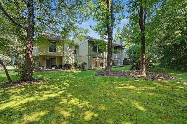6350 Hawthorne Terrace, Peachtree Corners, GA 30092