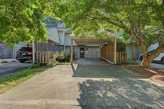 6350 Hawthorne Terrace, Peachtree Corners, GA 30092
