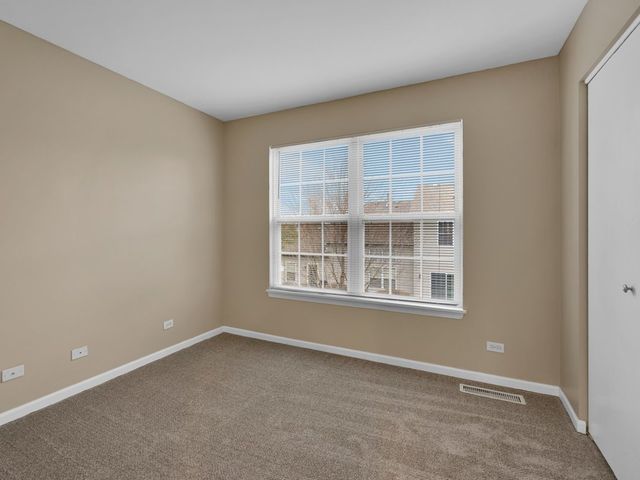 10089 Thornton Way, Huntley, IL 60142