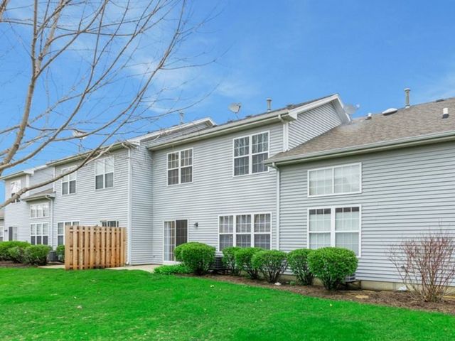 10089 Thornton Way, Huntley, IL 60142