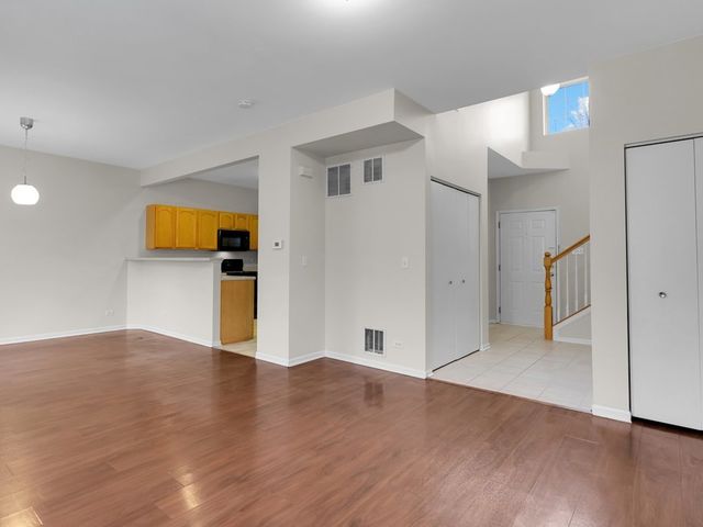 10089 Thornton Way, Huntley, IL 60142