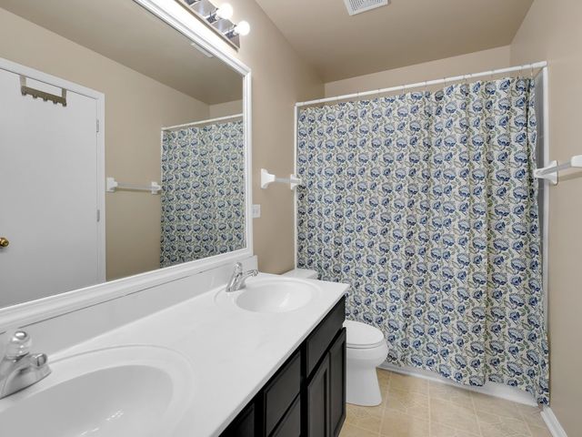 10089 Thornton Way, Huntley, IL 60142