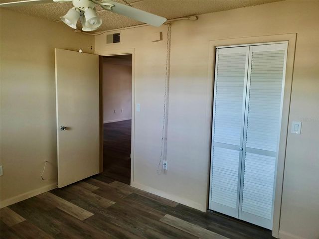 11700 PARK BLVD 104, Seminole, FL 33772