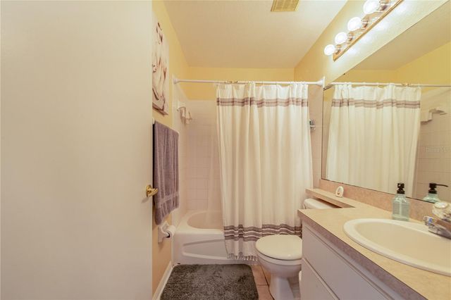 817 REFLECTIONS LOOP E, Winter Haven, FL 33884
