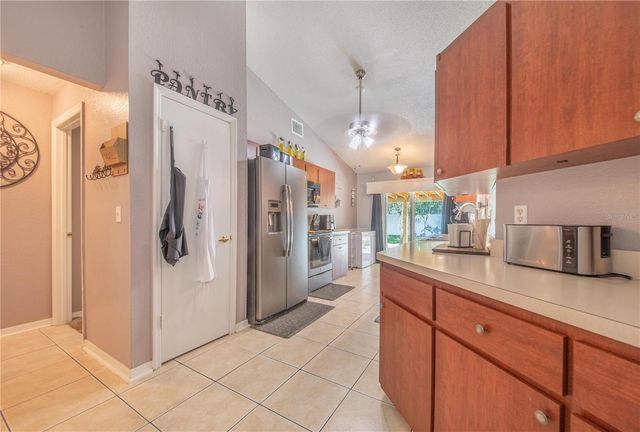 817 REFLECTIONS LOOP E, Winter Haven, FL 33884