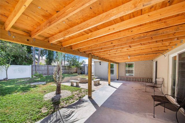 817 REFLECTIONS LOOP E, Winter Haven, FL 33884