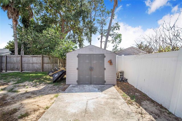 817 REFLECTIONS LOOP E, Winter Haven, FL 33884