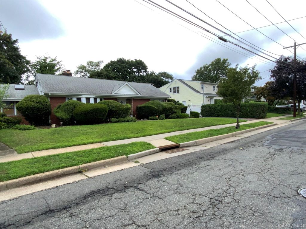155 Fairview Boulevard, Hempstead, NY 11550