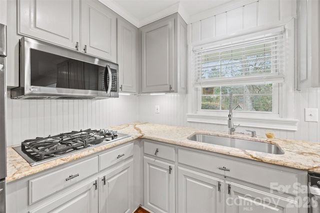 946 Scotch Drive, Gastonia, NC 28054