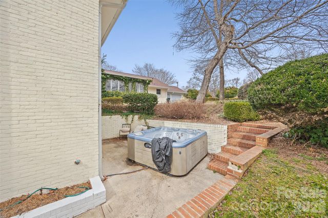 946 Scotch Drive, Gastonia, NC 28054