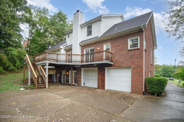 7204 Austinwood Rd, Louisville, KY 40214