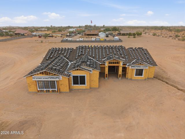 17061 W Parneparnell Drive, Surprise, AZ 85387